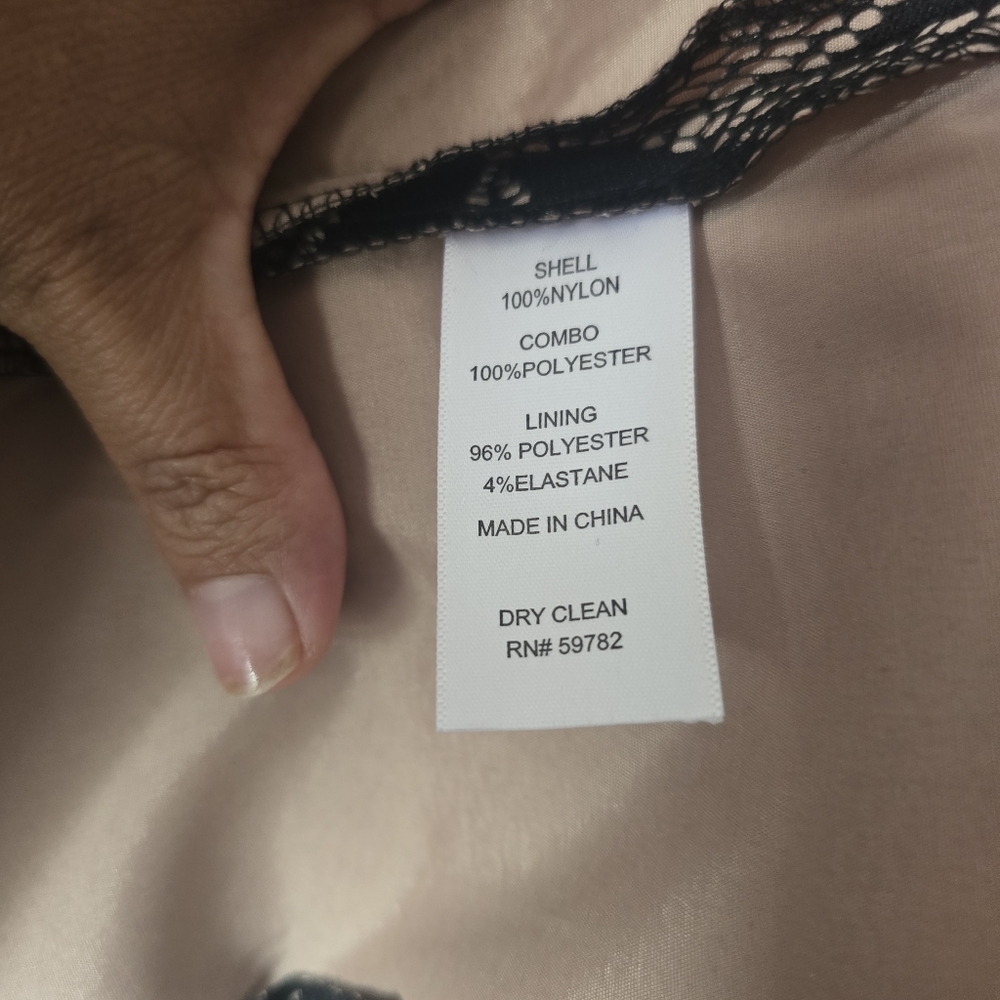 ADRIANNA PAPELL Black Sheath Cocktail Dress with 3/4 Sleeves Used Size 8P - Picture 8 of 11